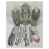 Costume Necklaces / 20 pc