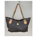 Rioni Travelerï¿½s Tote Bag