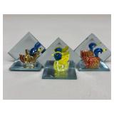 Art Glass Birds On Mirrored Display|3 pc