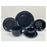 Black Dishware Set