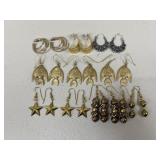 Earrings / 11 Pairs