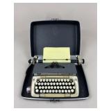 Smith-Corona Classic 12 Typewriter in Case