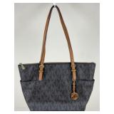 Micheal Kors Purse