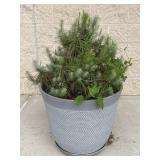 Resin Planter w / Potted Plant