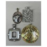 Pendants / 4 pc