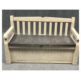 Keter Deck Bench w / Storage