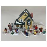 Dept 56 'Woodbury House' & Figures / 10 pc