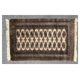 3' 2' x 5'3' Area Rug