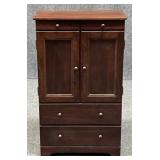 The Bombay Company Jewelry Chest