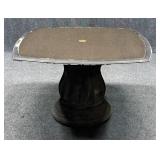 Metal Patio Table w / Glass Top