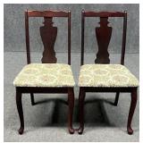 Queen Anne Style Dining Chairs w / Floral Seat