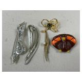 Brooches / 5 pc