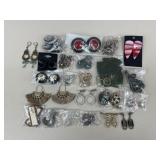 Costume Earrings / 25 Pairs