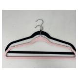 Velvet Hangers / 74 pc