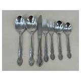 Oneida Stainless Flatware Set