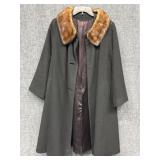 Sz S/M Cashmere Coat W/ Fur Collar