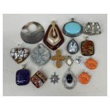 Pendants / 16 pc