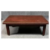 Wood Coffee Table w / Storage Drawer