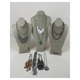 Costume Necklaces / 10 pc