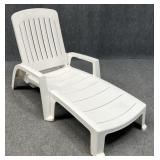 Grosfillex Outdoor Chaise Lounge