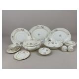 Eggshell Nautilus China Set / 43 pc