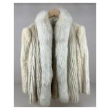 Womenï¿½s Sz S/M Fur Coat
