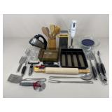 Kitchen Assortment / Utensils, Bowls, Mixer +