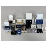 Costume Avon Jewelry / 19 pc