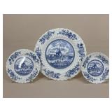 Johnson Bros "Tulip Time" Plates & Saucers / 43 pc