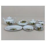 Child Size Toy China Tea Set / 23 pc