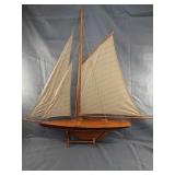 "1895 Cup Racer" Model Ship