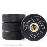 Blackhawks Chelios Hull Esposito Pilote Pucks