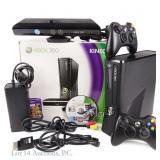 XBox 360 Console, Kinect, Accessories, Box T+W