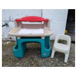 Step 2 Art Master Activity Desk incl. Chair and