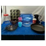 Kitchen Lot Includes Pyrex Baking Dishes, Anchor