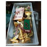Tote With Lid Full Of Xmas Goodies  Tote Measures