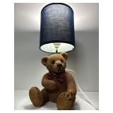 Adorable teddy bear lamp