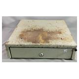 Vintage Metal Cash Register No key But Opens