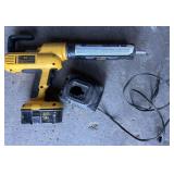 DeWalt Heavy Duty Cordless Adhesive Gun with