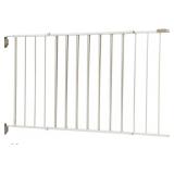 As New Safety 1st Wide and Sturdy Gate fits