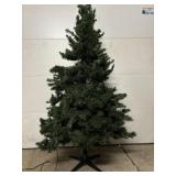 5.5ft Christmas tree with base