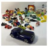 Toy lot, including some vintage