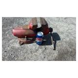 Heavy-duty Yost bench vise with swivel base and