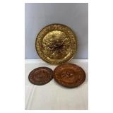 Decorative metal wall plate collection featuring