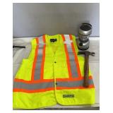 High-visibility Dakota safety vest in size L/XL