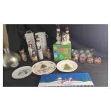 Snowman-Themed Holiday Dï¿½cor SetCollection of