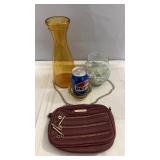 Mixed decorative and accessory lot including
