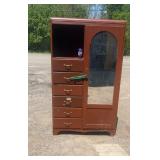 Vintage wooden wardrobe/gentlemanï¿½s chest with