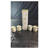 Winnie the Pooh Mug Set with Storage TinFour