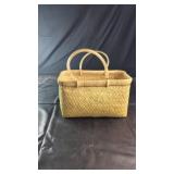 Woven Basket with HandlesDecorative woven
